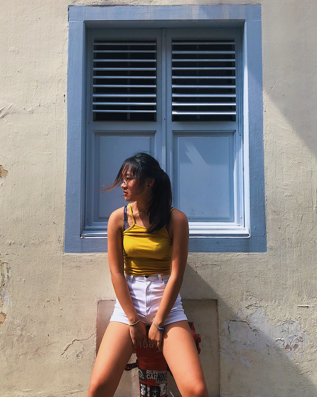 gorgeous-sggirls: What do you think of my boob ? so so or good ? Credit: hxhx.xi