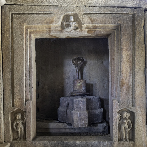 Shiva lingams at Bateshwar group of temples, Madhya Pradesh, photos by Kevin Standage, more at https