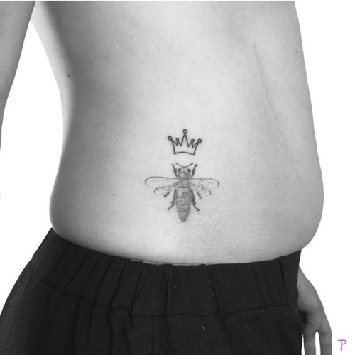  a ! . . . . #bee #handpoke #tattoo #stickandpoketattoo #sticknpoke #tattoos #blackworktattoo #black