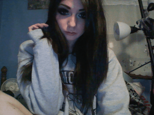 superqtgirls:  http://www.vodkaonmyvans.tumblr.com 