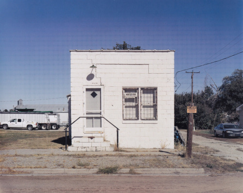 kafkasapartment:Bird City (Museum), Kansas, 2005. Peter Brown. Digital pigment print