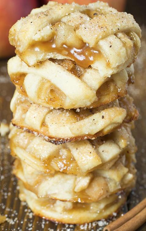 yummyfoooooood - Caramel Apple Pie CookiesMmm,mmm,mmm!❤