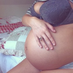  More Pregnant Videos And Photos:  Cute Lesbian Pregnant Teens