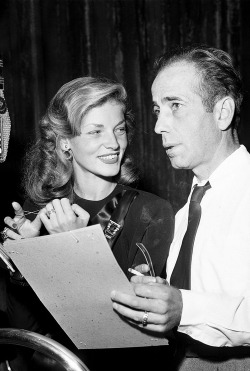 sharontates:   Lauren Bacall and Humphrey