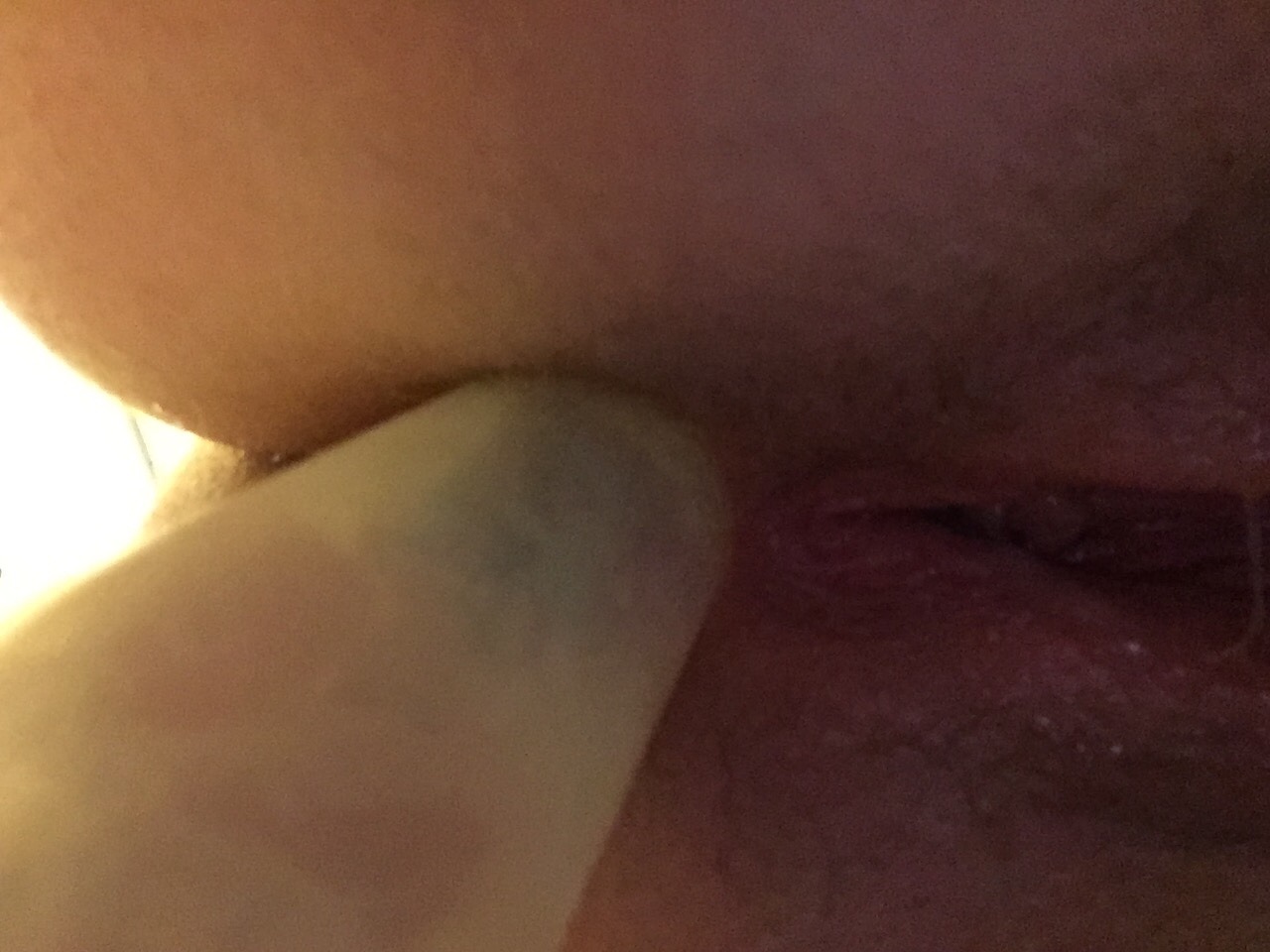 lipstickandnipslips:  My toy is too big for my tight little asshole(;