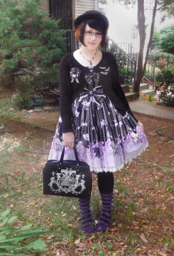 jaynejezebelle:  I was going for a “spooky school” theme today~ 