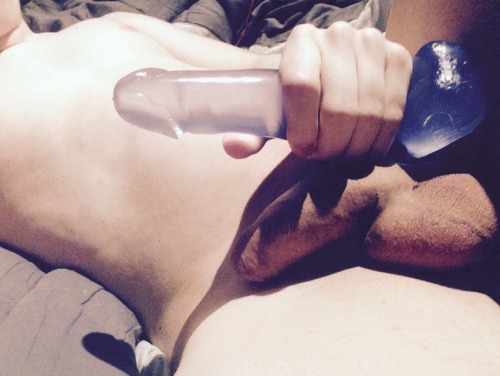 girlyboyryan:  I’m starting to love this toy. -w-