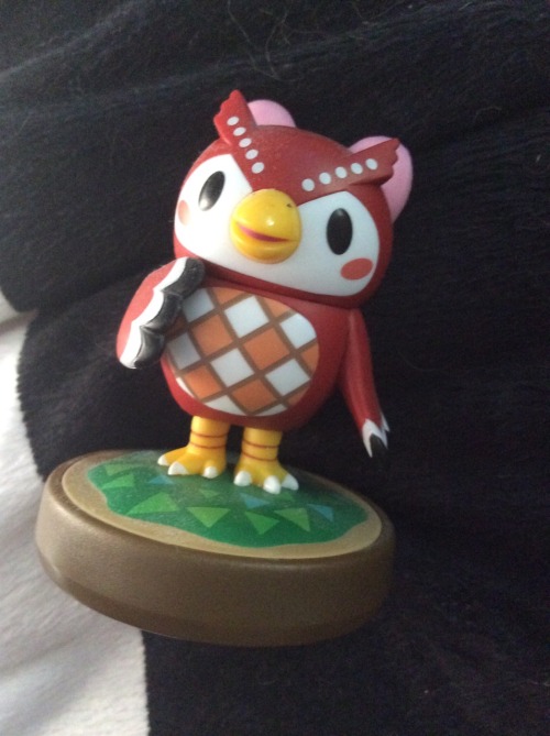 prettyacrossing:THE CELESTE AMIIBO GETS YOU HER QT BOW