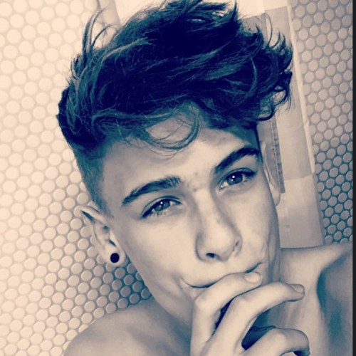boyzwhat:  æ♥