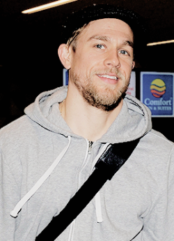 hunnamsource:  Charlie Hunnam at LAX Jan.