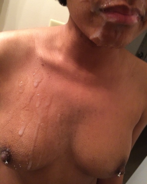 nastyhanz: All over her pretty face and titties