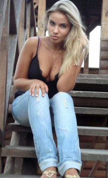 This pretty girl wants to show you her amazing cleavage Facebook orgasmpics.org randomsexygifs.com