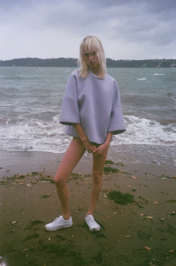 oystermag:  Thistle Brown x Zara Mirkin x Lili Sumner