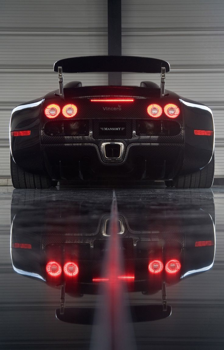 tunedandracecars:
“Bugatti Veyron
”