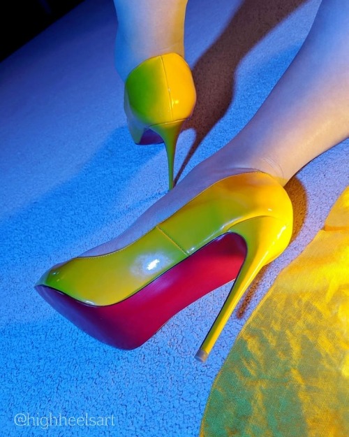 Vitamin C.#vitaminc #highheels #citrusfruit #highheelpumps #yellowpumps #stilettos #stilettoheels #s