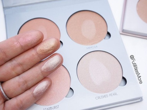 babyesia:  ✨GLOW KIT GIVEAWAY✨  Got one as a present but I already have one so I’m giving it away😇😘  RULES: ✨must be following me ✨reblog this post ✨extra enter if you use my mercari code: UYJQXQ to sign up!(you get Ū to spend) I wanna