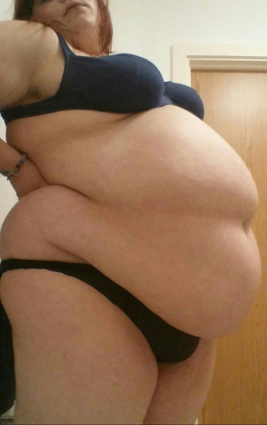 fuelforbody:  That belly looks good piggy. adult photos
