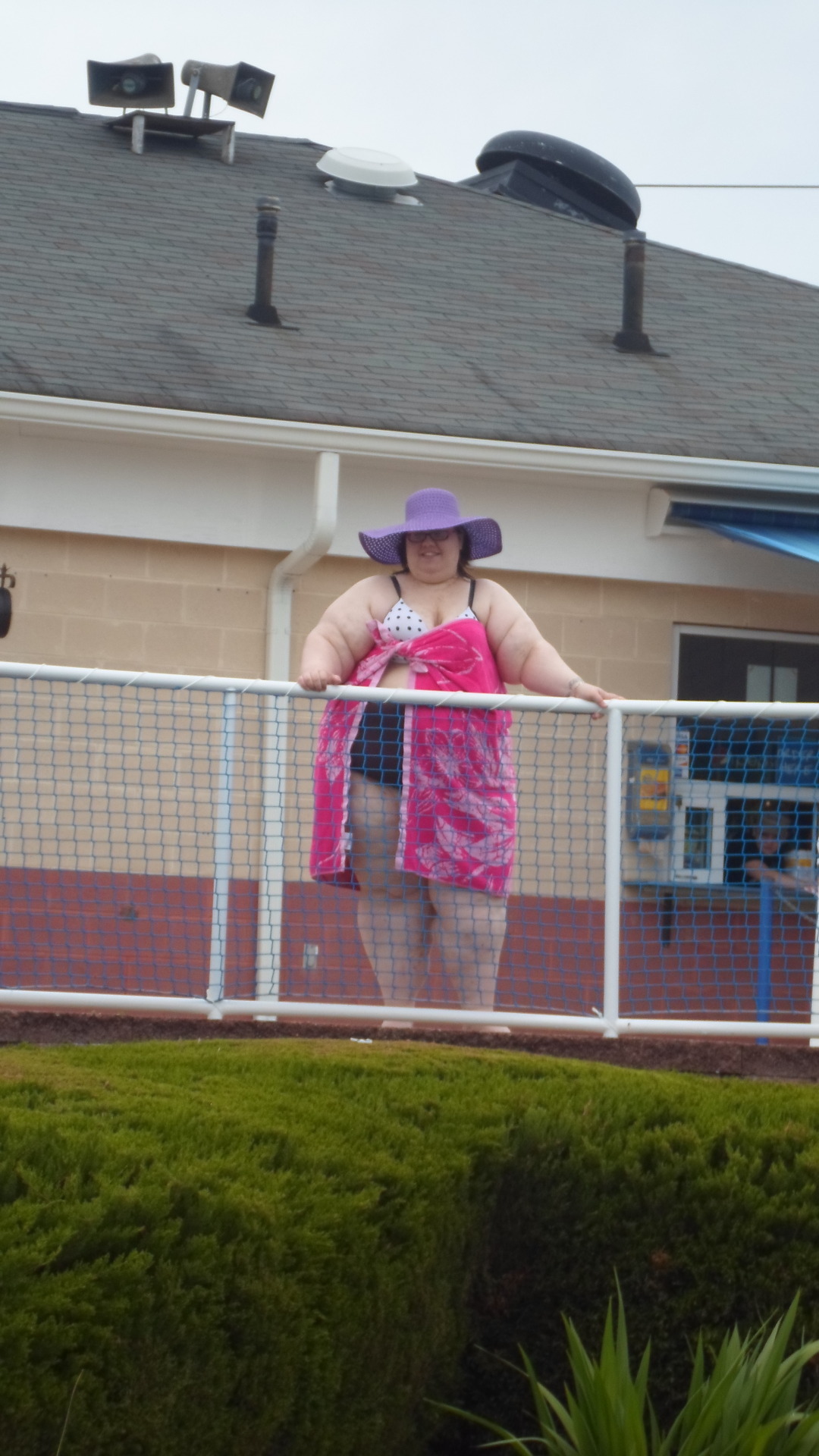 auroras-muse:  Unedited photos of me at the waterpark in my fatkini!  