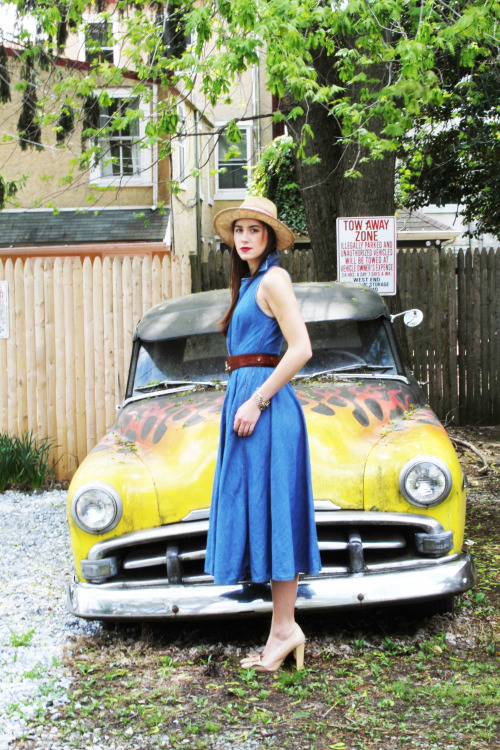 Denim and a Plymouth  Denim wrap dress- Vintage Pumps- Nine west Belt- Vintage Etienne Aigner&n