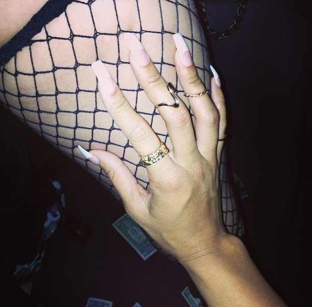 longxlivexprada:  💞💕