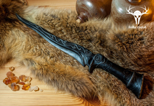 otlgaming:  Skyrim Replica Weapons & Armor - Created by Folkenstal These amazing replicas from the world of Elder Scrolls are available for sale to any worthy Dragonborn who ventures the path to the Folkenstal Shop. Each item is handmade and carefully