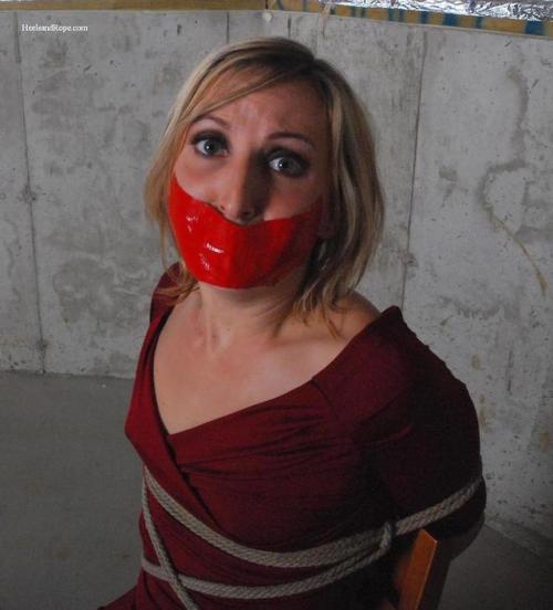 bondagehedgehog:  Jenni