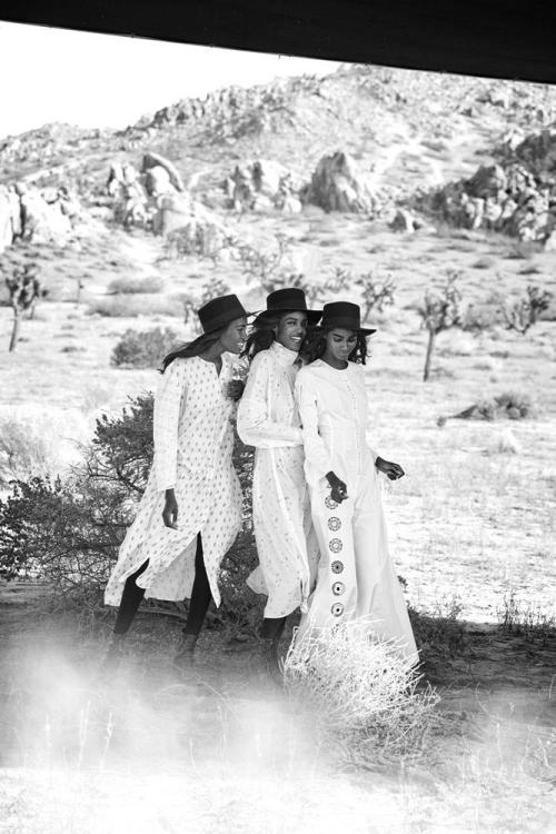 Such a GORGEOUS editorial spread this is. Aya Jones, Imaan Hammam, Kai Newman, Leila Nda, Malaika Fi