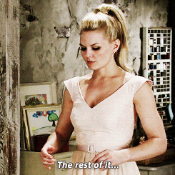 thecrazycorgilady:  oh right, like your dress is so much more periodical, Elsa. it’s