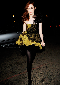 Daily Karen Gillan