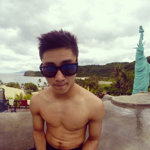 hotfilipinoboys:  Earl Murphy