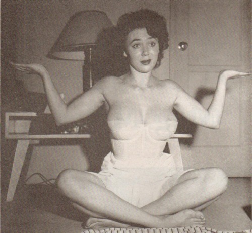 mondotopless: Meg Myles