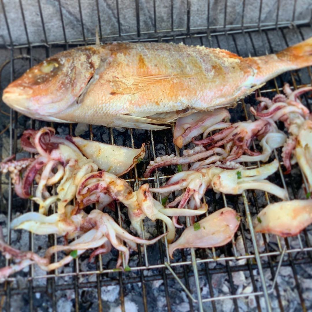 #grigliata #fish #pesce #calamaro #grilled #grilledfish (presso Parco dell'Etna)
https://www.instagram.com/p/CB_dMQuoSYC/?igshid=qqckc3cbuyag