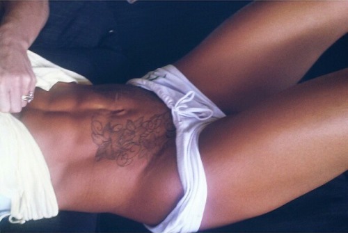 pornaddictedbrain:  Vinice Armao vinice_armao_fitgirl_nutrition