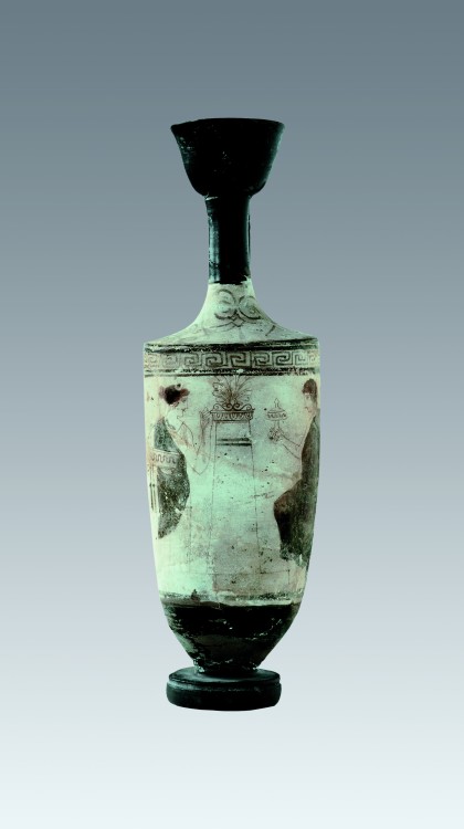 Attic white ground lekythos* 5th century BCE* Winckelmann-Museum Stendal            https://st.museu