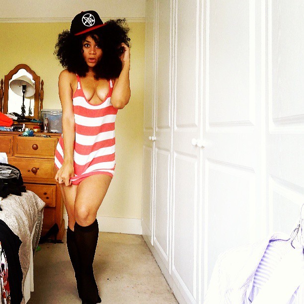 bluesey:  Practising how to #model this #cap lol #blueseybrown