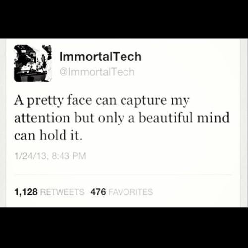 iliketupac:  dirty-mef:  hiphopfightsback:  Immortal Technique speaks the truth.  The realest   thats my baby