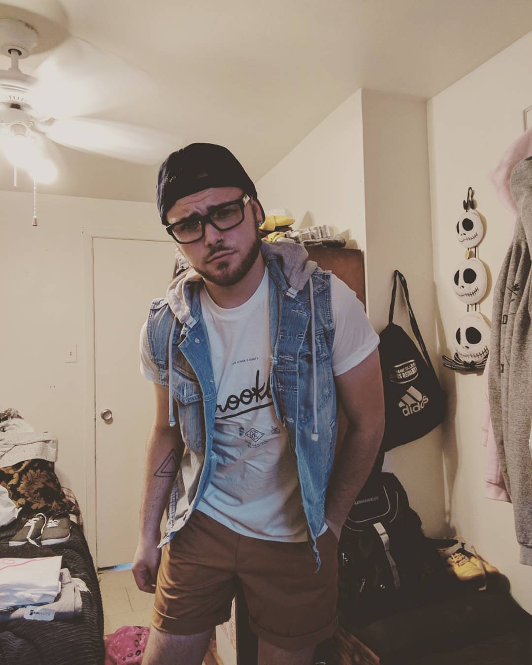 killtheocevns:Finally found an outfit to pair this vest with 🔥🔥🔥
