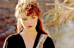 houselannister:  Evelyn: Look, I… I may not be an explorer, or an adventurer, or