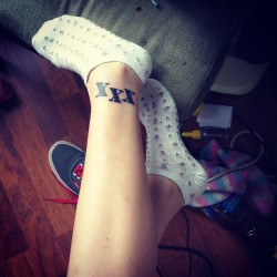 akazaya:  New (2) :3 #xxx #ink #tattoo #sxe #straightedge #edge #legs #feet 