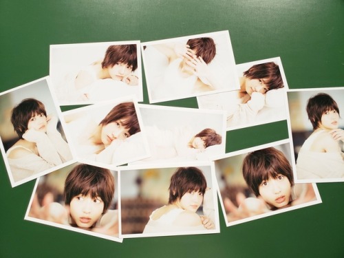 nnnnnn-nanasemaru—i-love-you:ソロで表紙をやらせて頂きましたー！ | 乃木坂46 若月佑美 公式ブログ