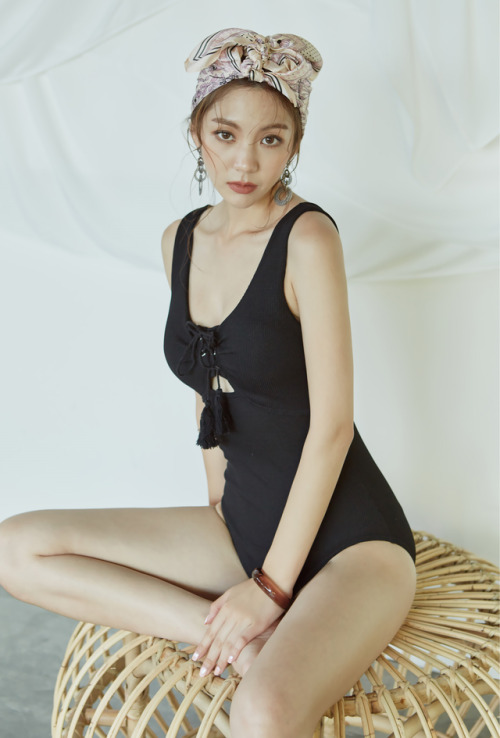 Lee Chae Eun - August 03, 2018 Set [Part 2]