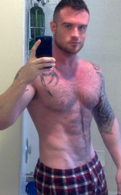 biblogdude:  I want that hairy body on me