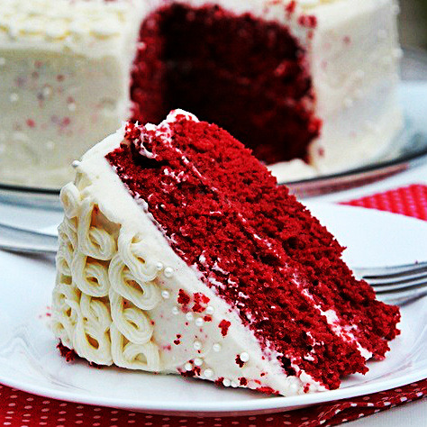 everybody-loves-to-eat:  red velvet everything. 
