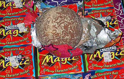 fuckyeah1990s:  nestle magic/wonder balls 