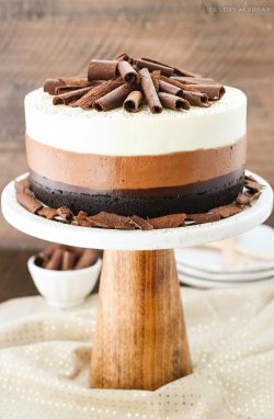 sweetoothgirl:    TRIPLE CHOCOLATE MOUSSE CAKE  