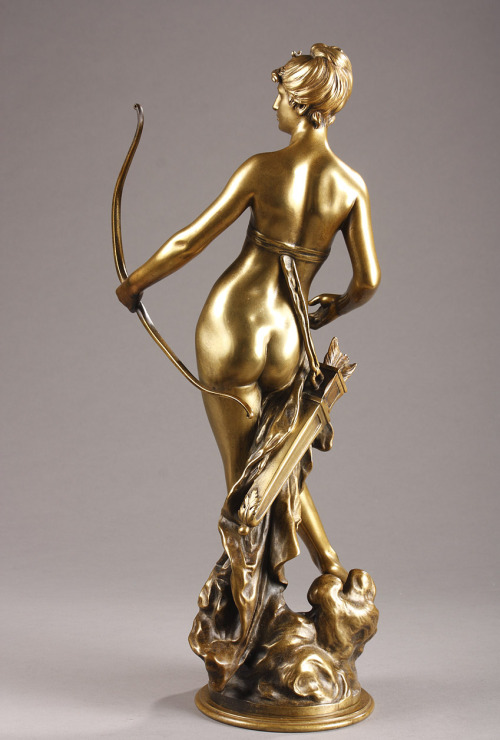 statue-porn: || Diana the Huntress, Mathurin Moreau.