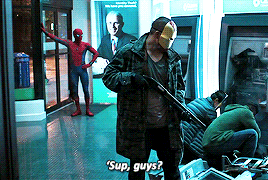 deadhpool:– You’re the Spider-man.  –No, I’m not, I’m not. This is just a costume!