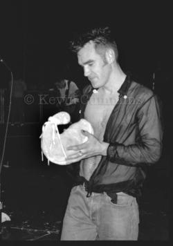 fuckyeahmoz:  Morrissey in Japan - 1991 By
