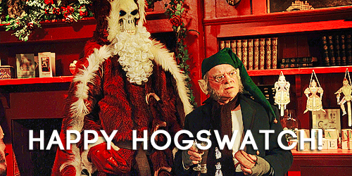 Happy Hogswatch! Be holly and jolly, keep a fireplace poker and remember that SWORDS AREN’T ME