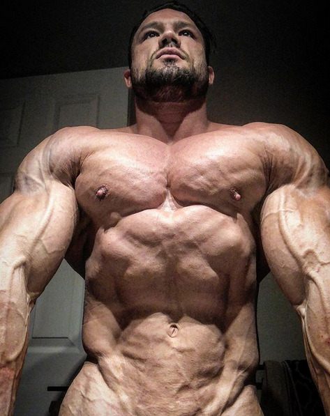 muscleobsessive: Zane’s insanely suckable bullet-shrunk nips, ripped obliques and cum-gutters. Now t